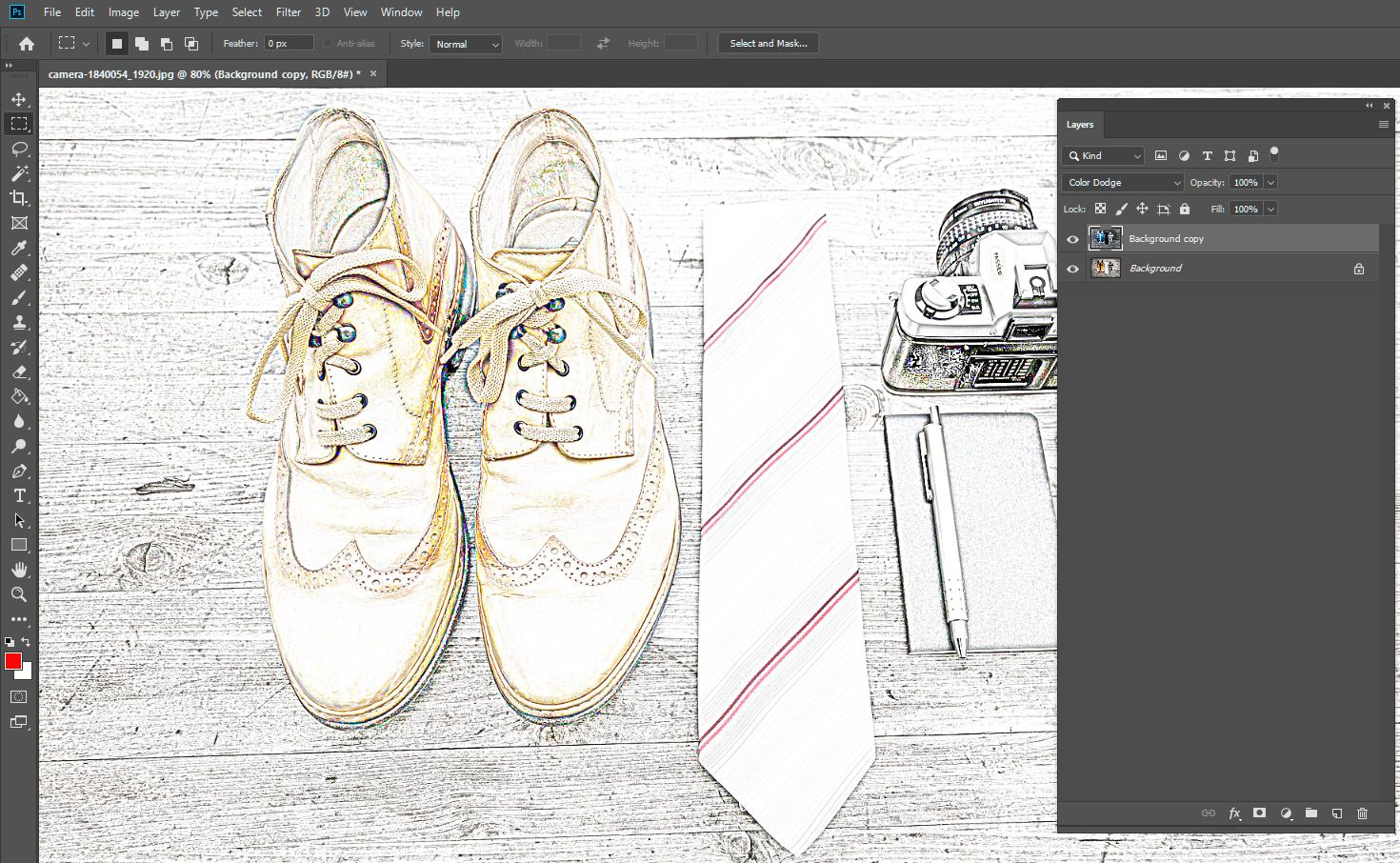 Photoshop disegno a linee colorato sfocatura gaussiana da foto..